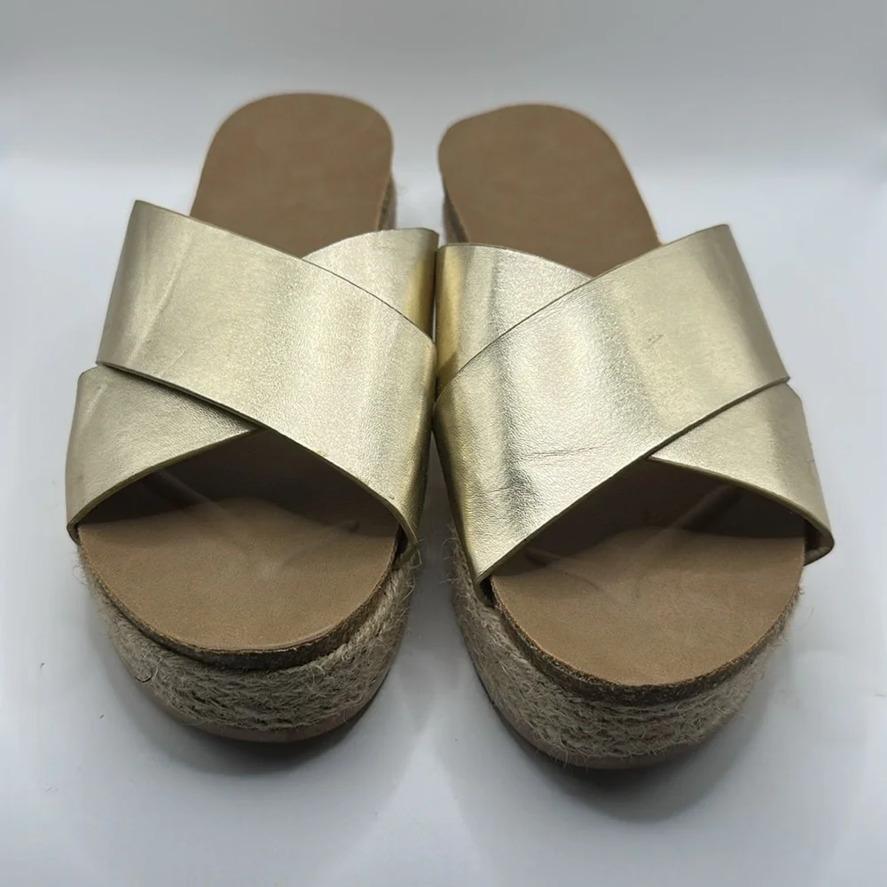 Gold Women's Platform Sandals size 10